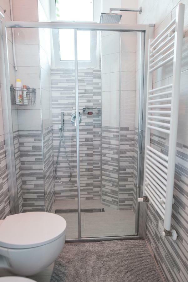 Finestra Sul Porto Apartamento Bari Exterior foto